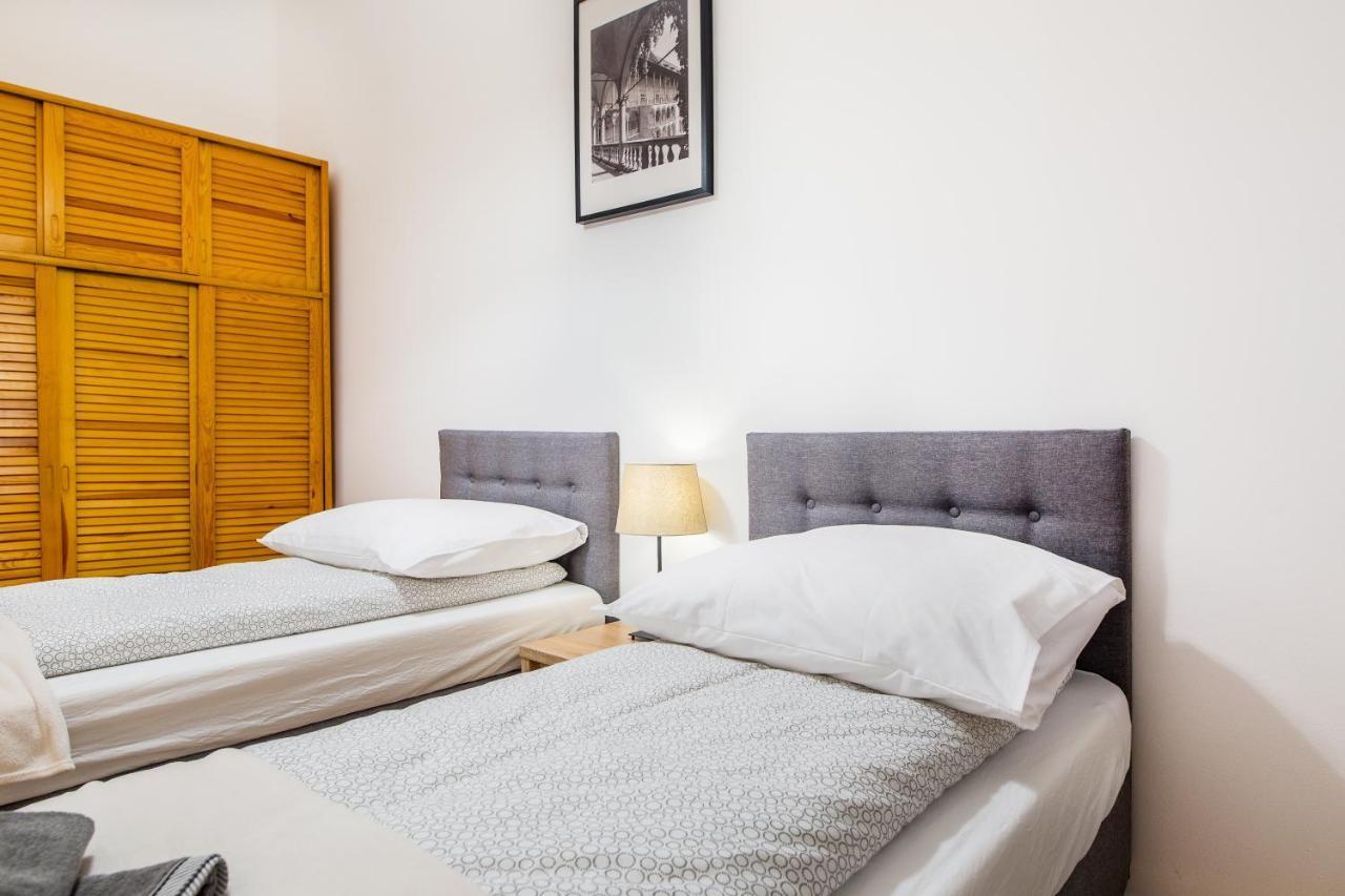 Apartament Na Groblach كراكوفيا المظهر الخارجي الصورة